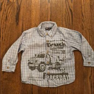 🍭6/$30 Truck race day blue button down long sleeve shirt- 3T